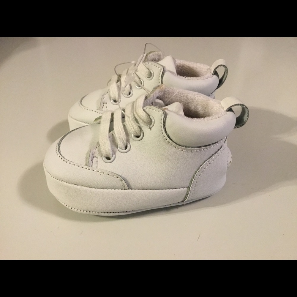 Brand New White Infant Booties Size 1